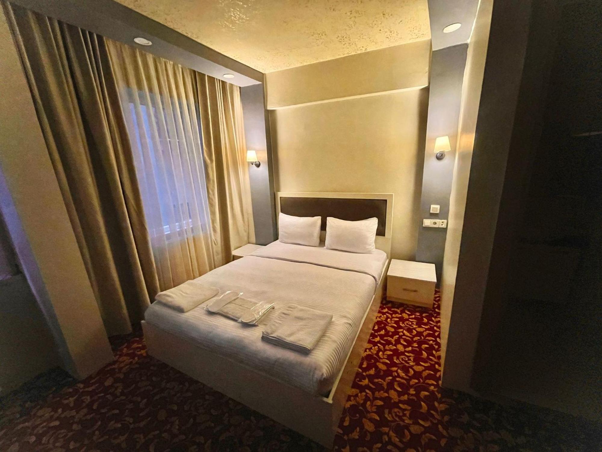 Ufuk Hotel イスタンブール エクステリア 写真